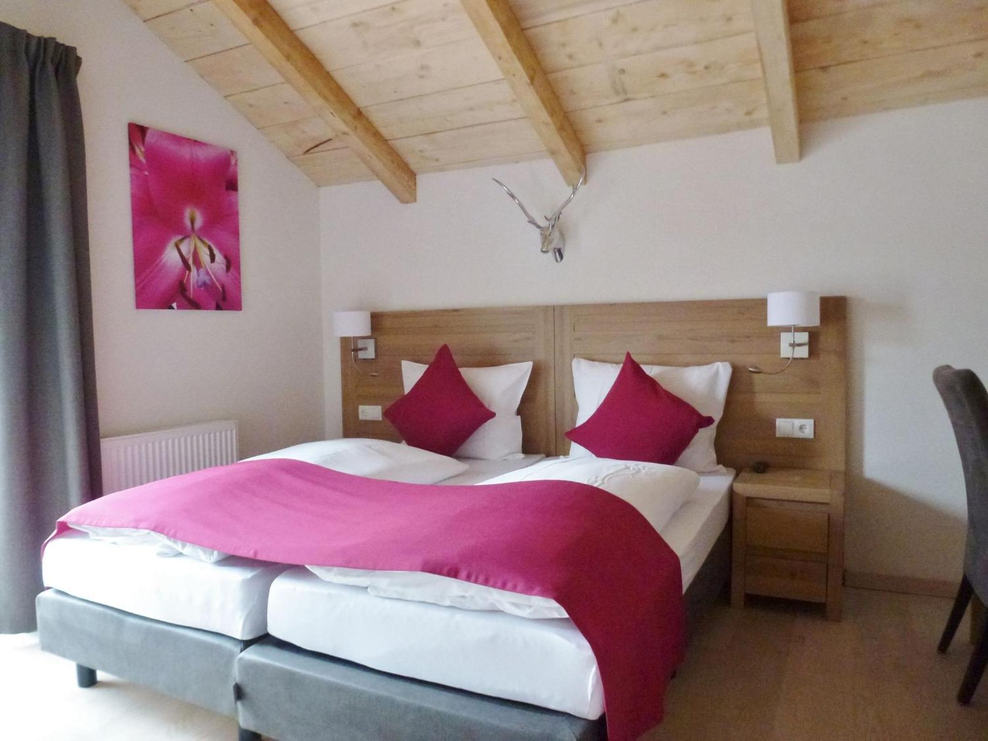 Detached Chalet Close To The Ski Area Villa Fusch an der Glocknerstraße Екстериор снимка