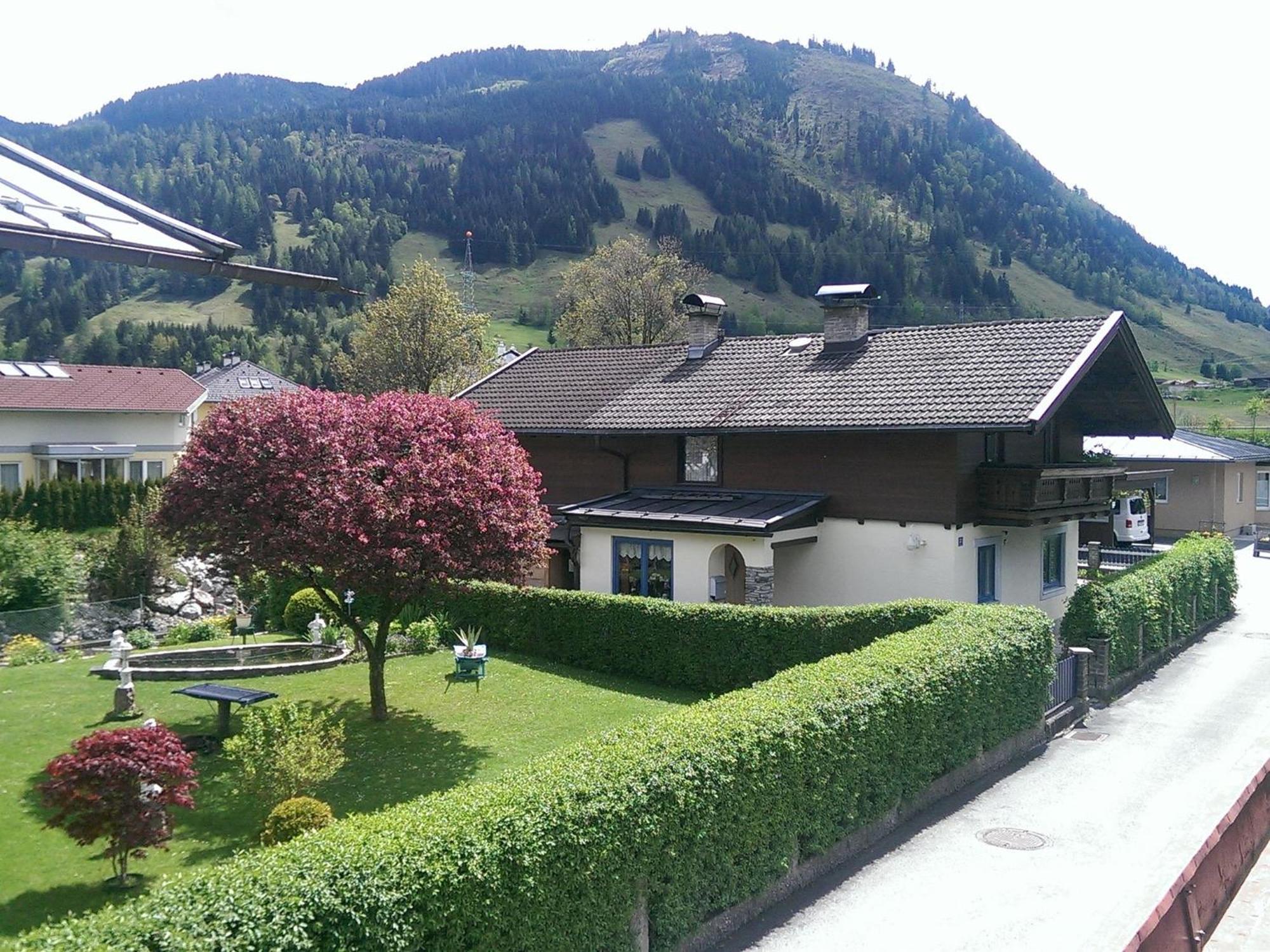 Detached Chalet Close To The Ski Area Villa Fusch an der Glocknerstraße Екстериор снимка